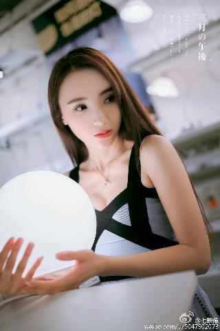 美丽小蜜桃,美丽的领居中字