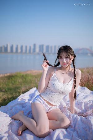 少女频道在线观看高清,暴躁少女CSGO视频