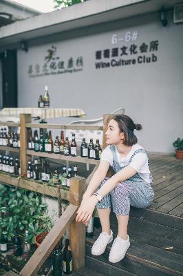 善良女秘书的目的,善良的女秘书